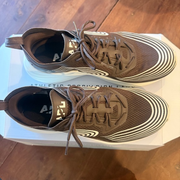 APL Streamline - Chocolate / Ivory - Picture 7 of 12